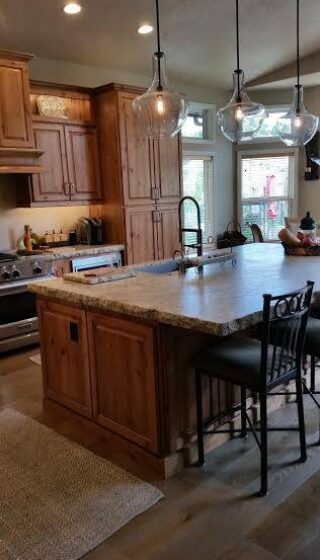 leslie kitchen 3 c (1)